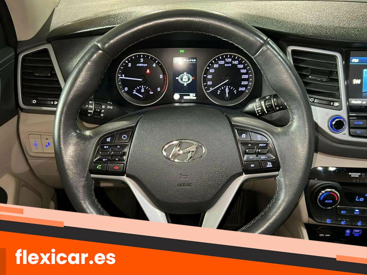 Foto Hyundai Tucson 18