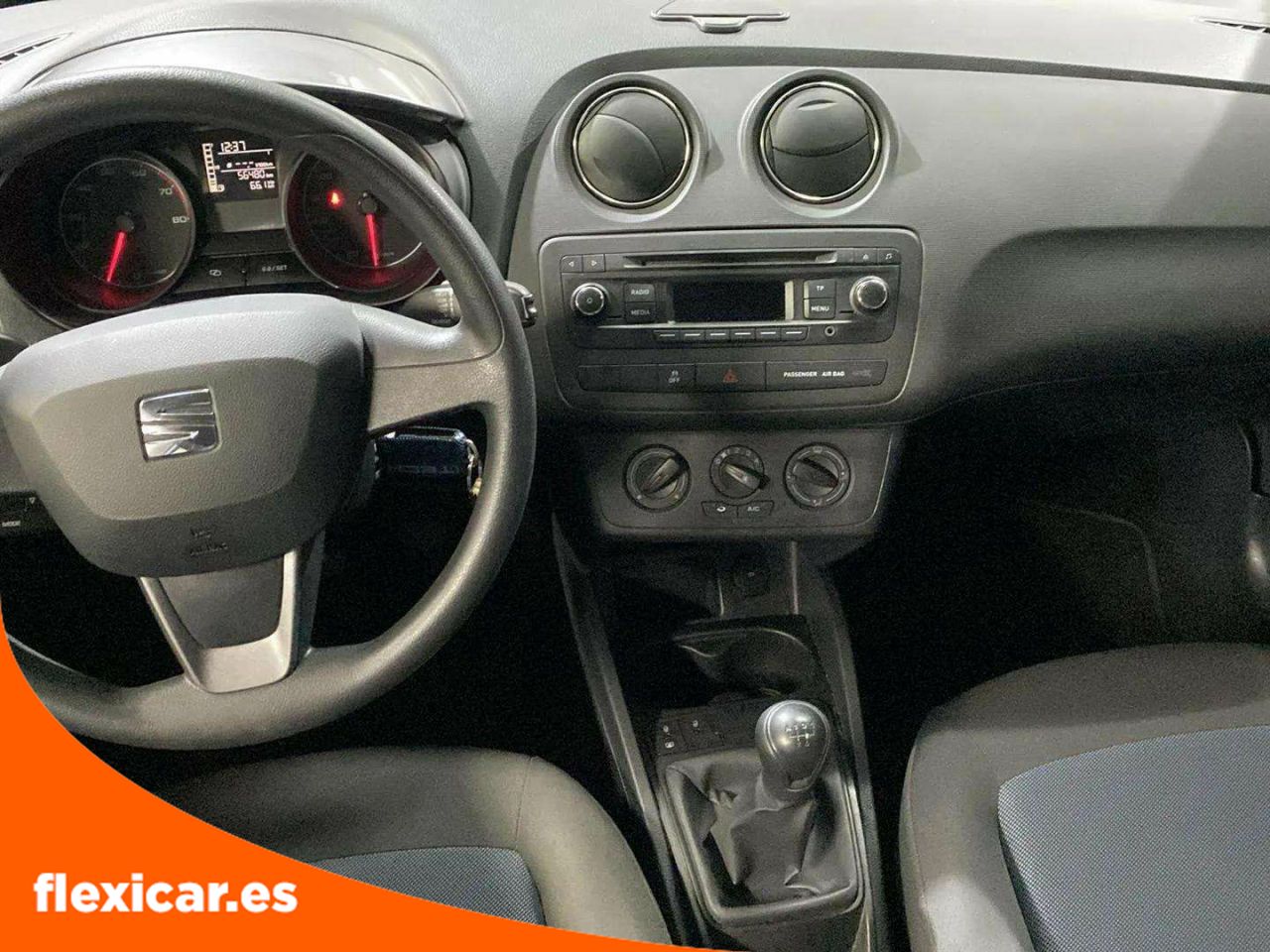Foto Seat Ibiza 15