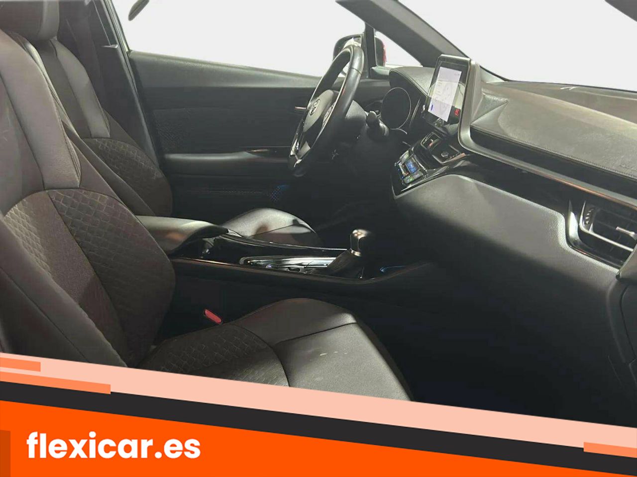 Foto Toyota C-HR 11