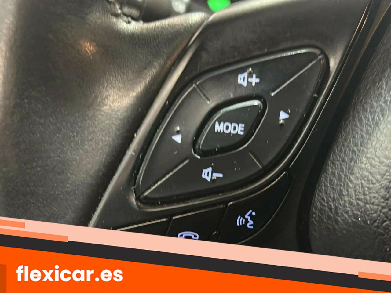 Foto Toyota C-HR 19