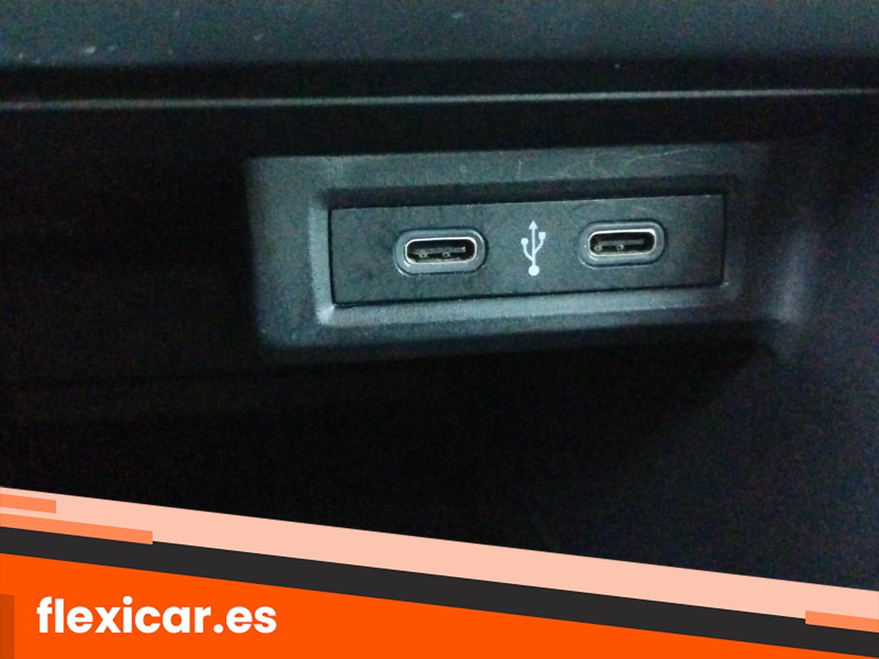 Foto Volkswagen T-Cross 24