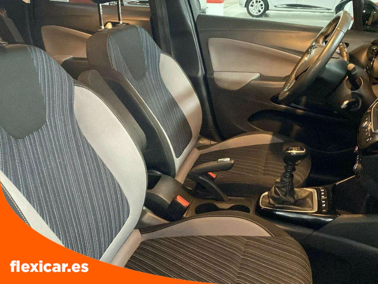 Foto Opel Crossland X 21