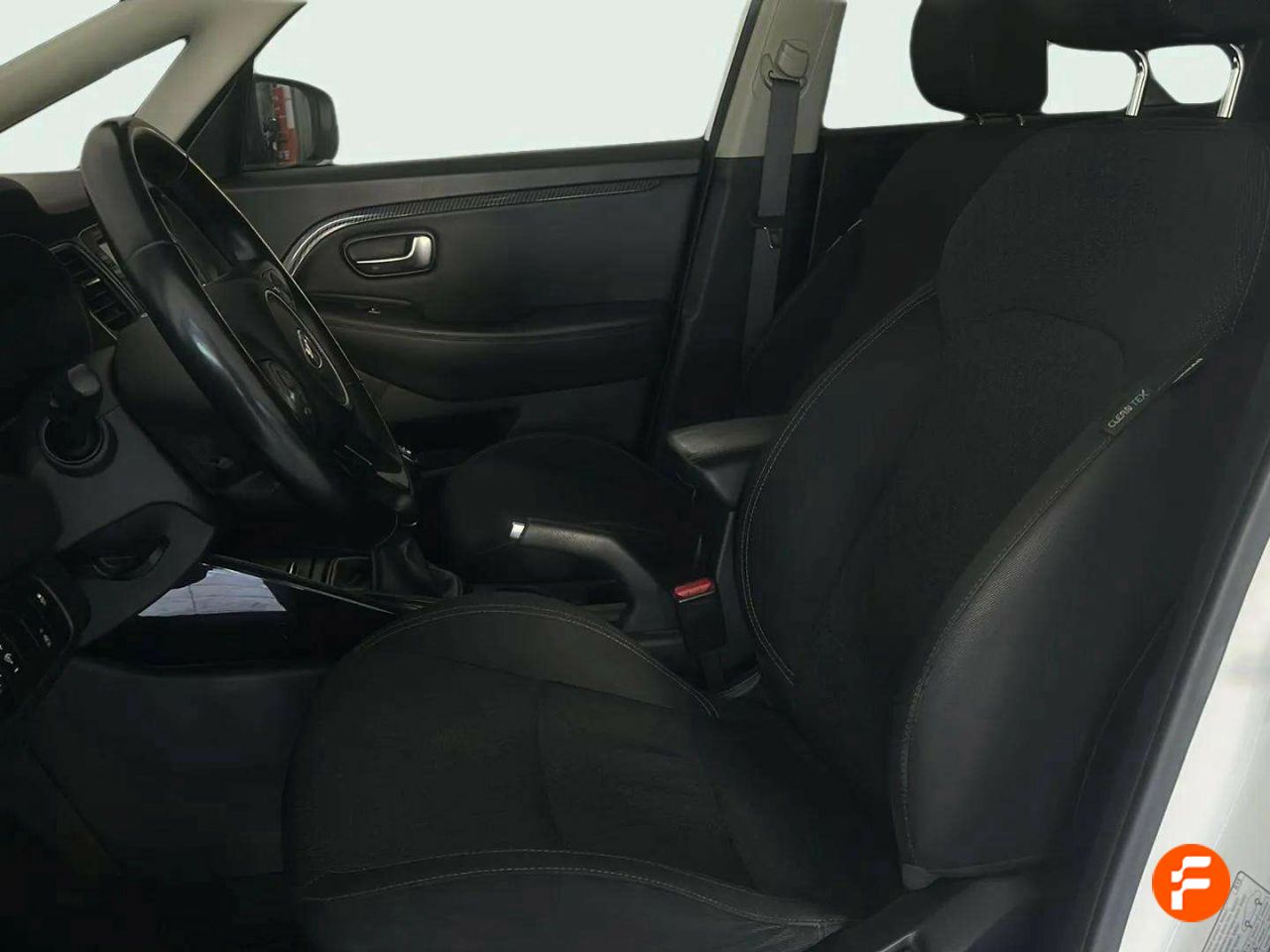 Foto Kia Carens 23