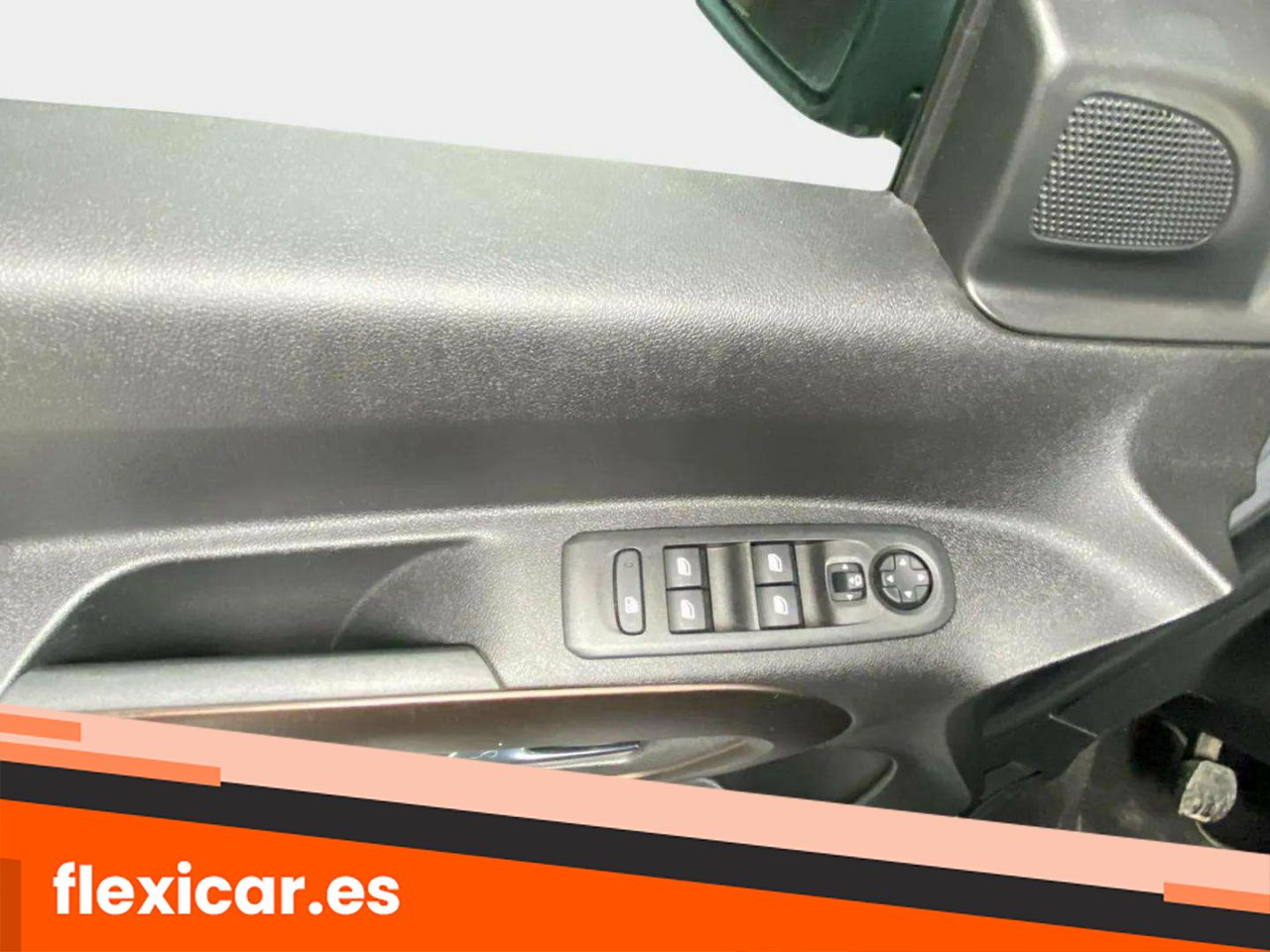 Foto Peugeot Rifter 23