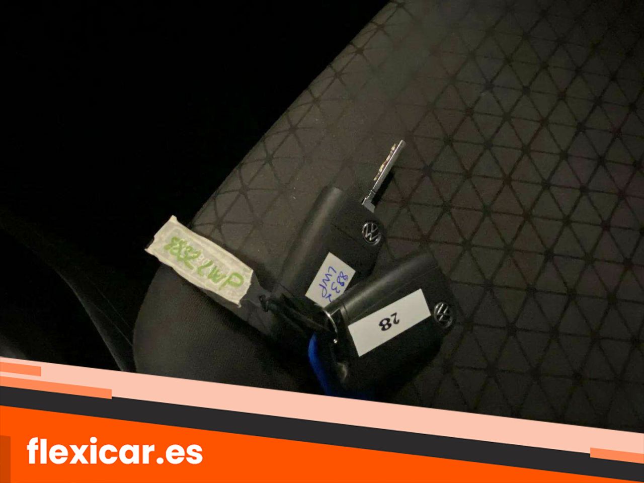 Foto Volkswagen T-Cross 16