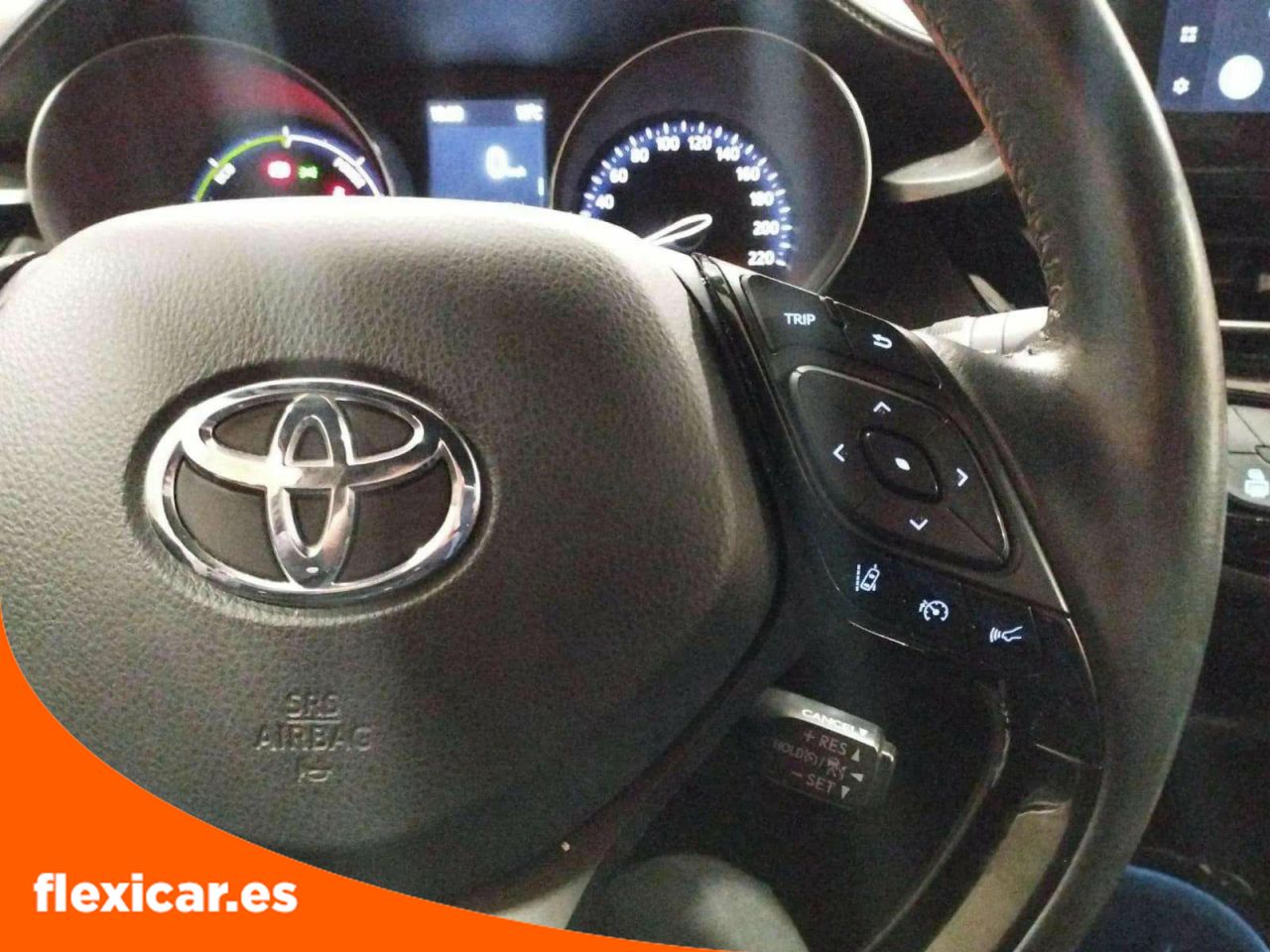 Foto Toyota C-HR 21
