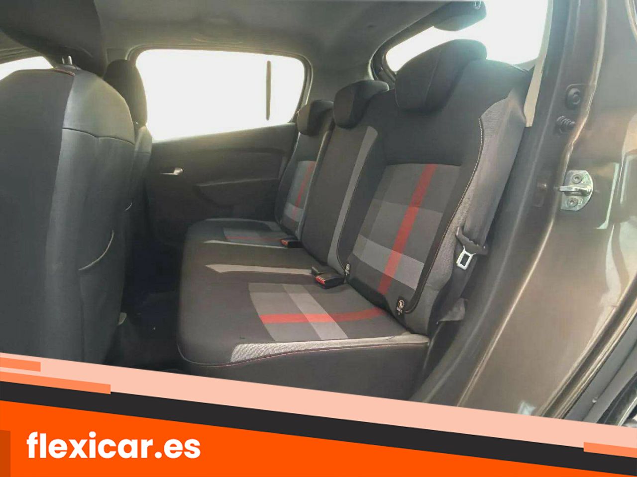 Foto Dacia Sandero 17
