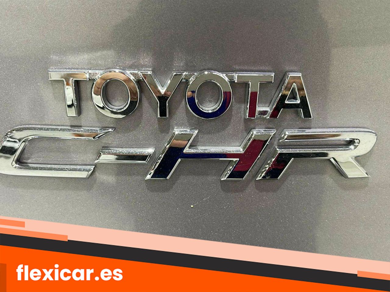 Foto Toyota C-HR 10