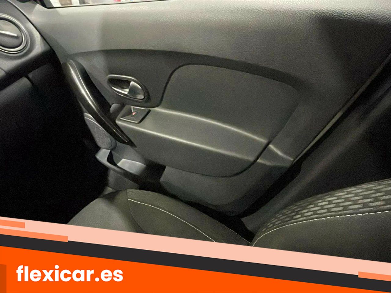 Foto Dacia Sandero 12