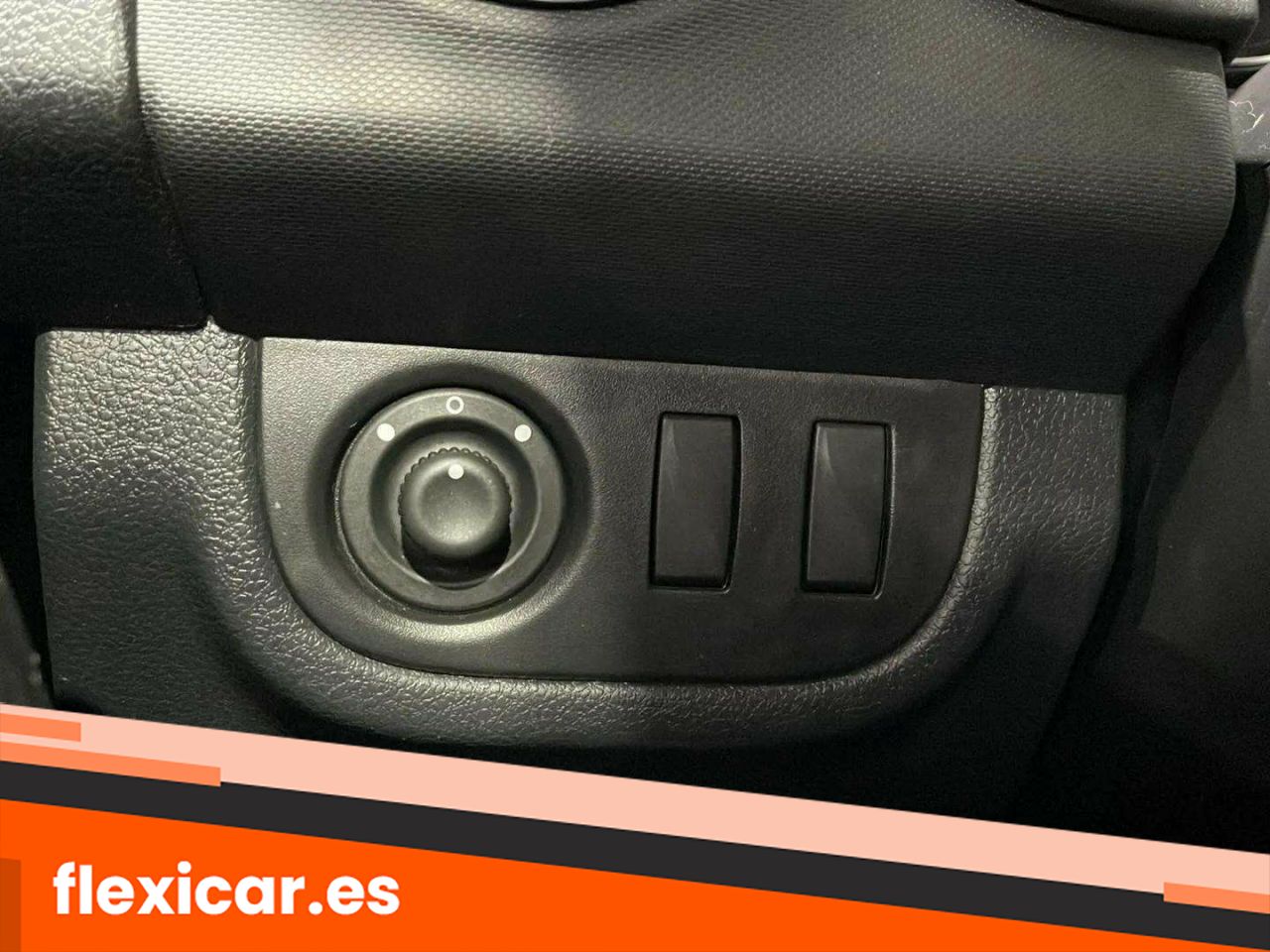 Foto Dacia Sandero 23