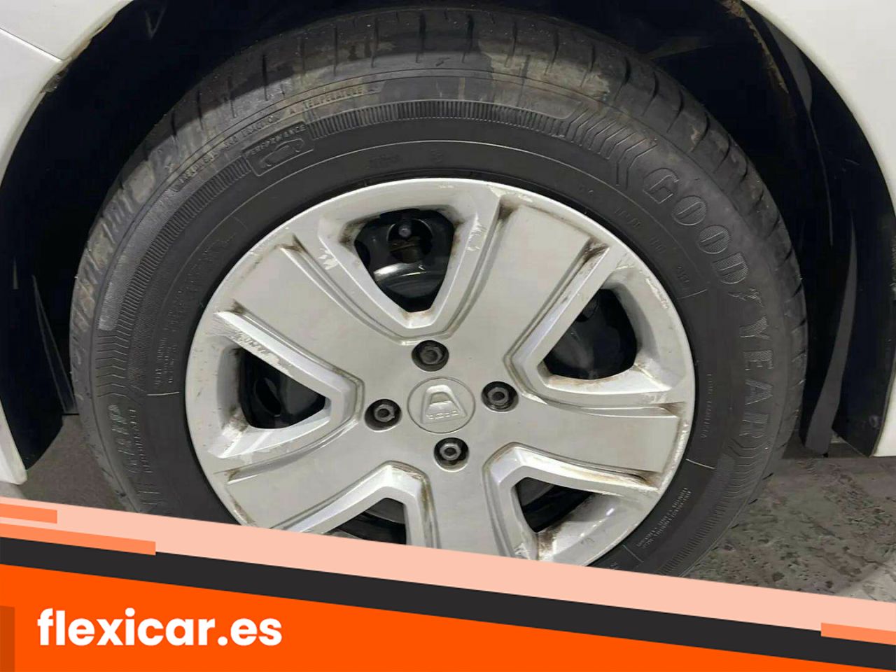 Foto Dacia Sandero 24