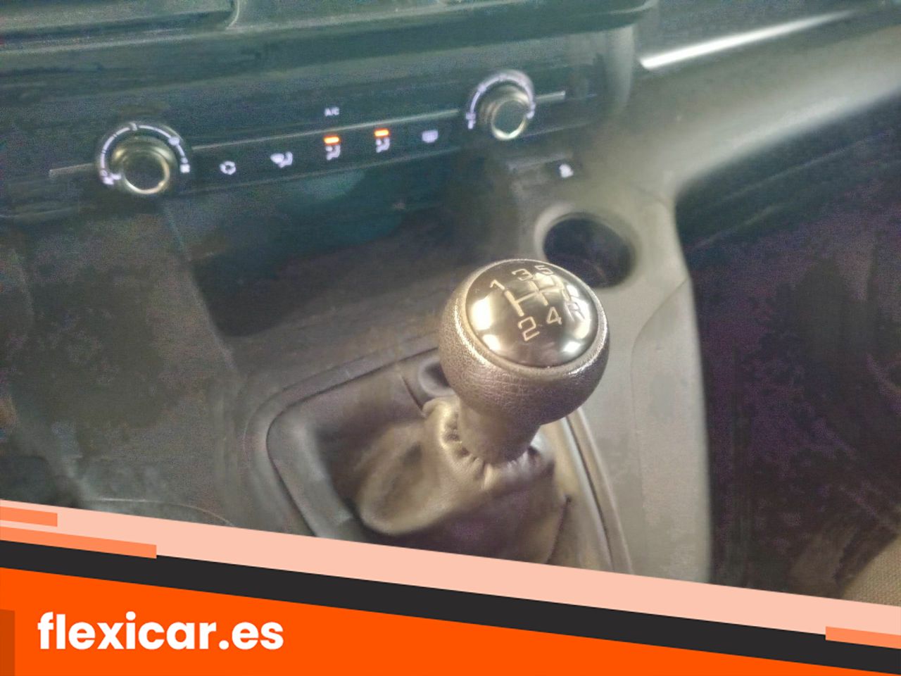Foto Peugeot Rifter 15