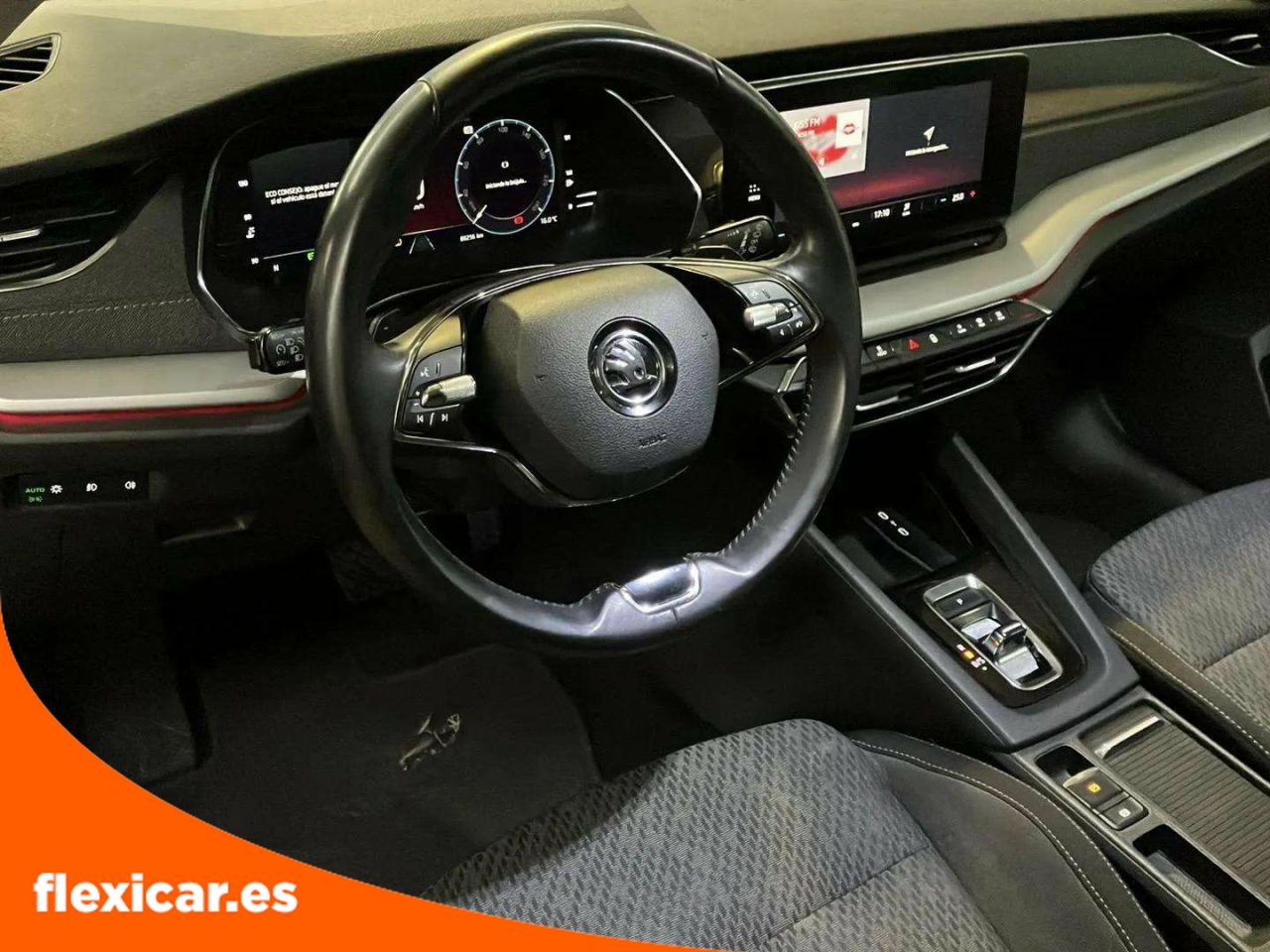 Foto Skoda Octavia 10