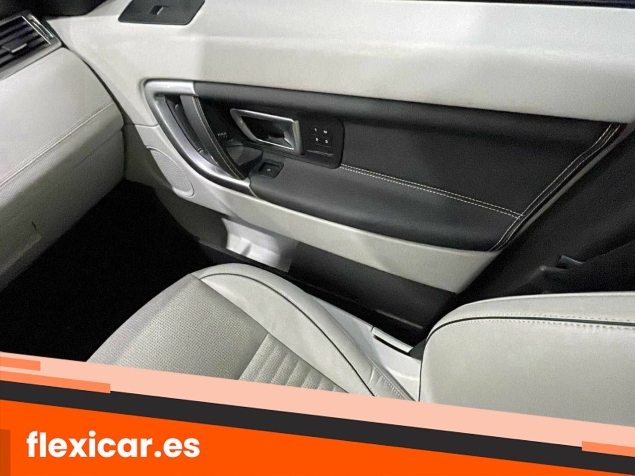 Foto Land-Rover Discovery Sport 12