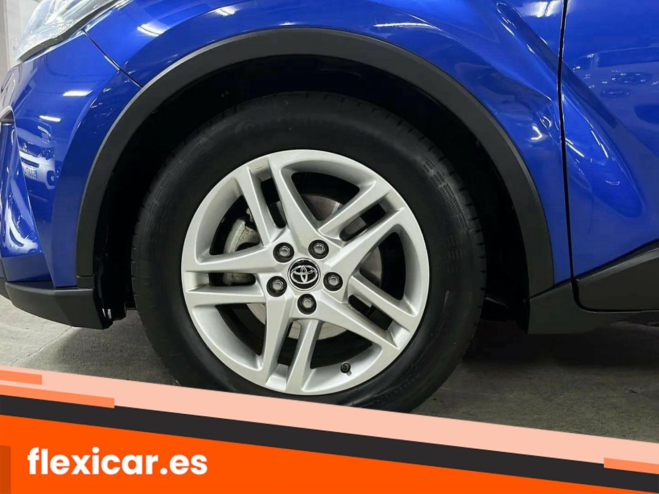Foto Toyota C-HR 17