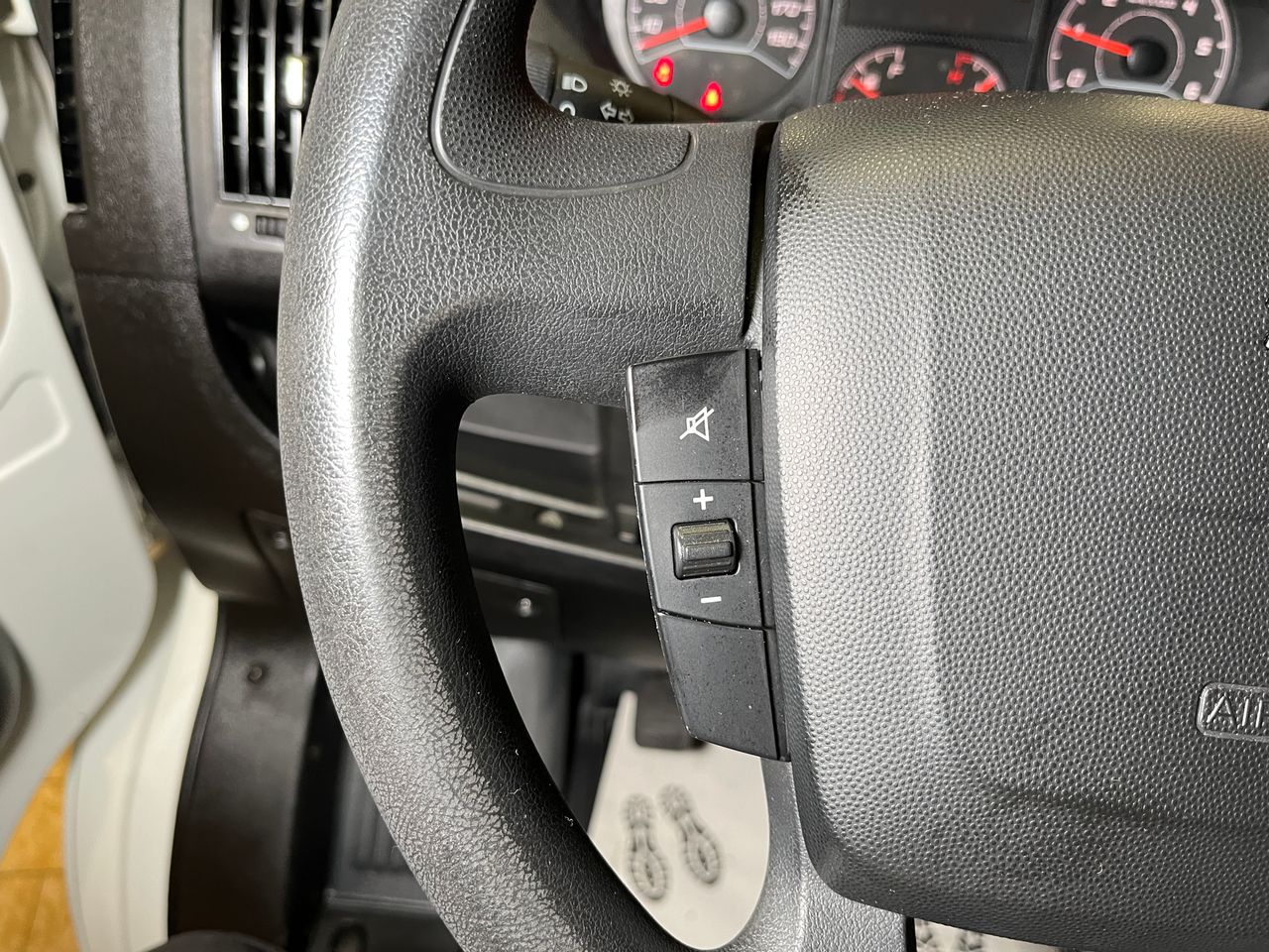 Foto Peugeot Boxer 18