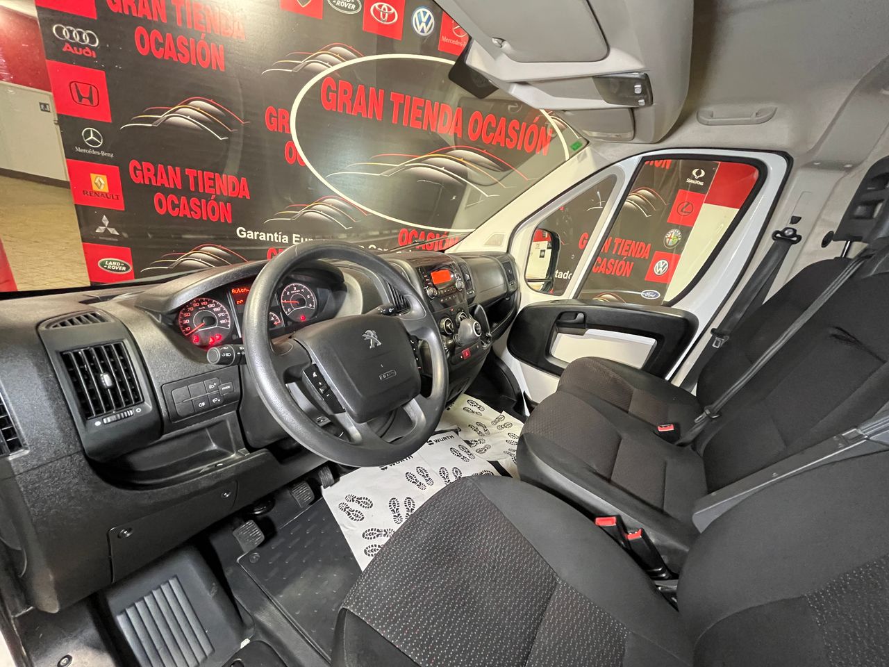 Foto Peugeot Boxer 16