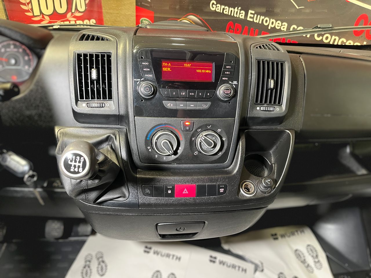 Foto Peugeot Boxer 24