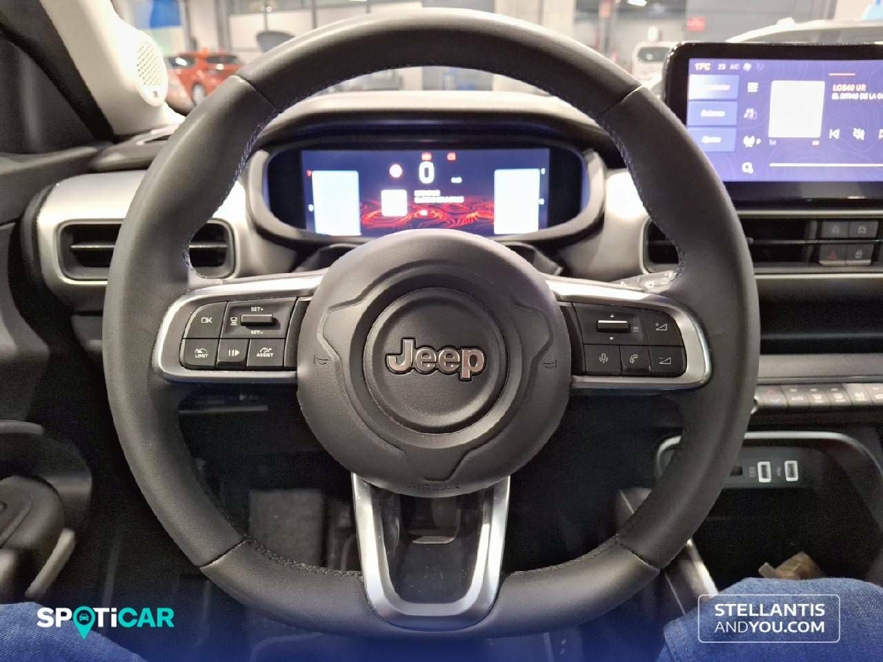 Foto Jeep Avenger 13