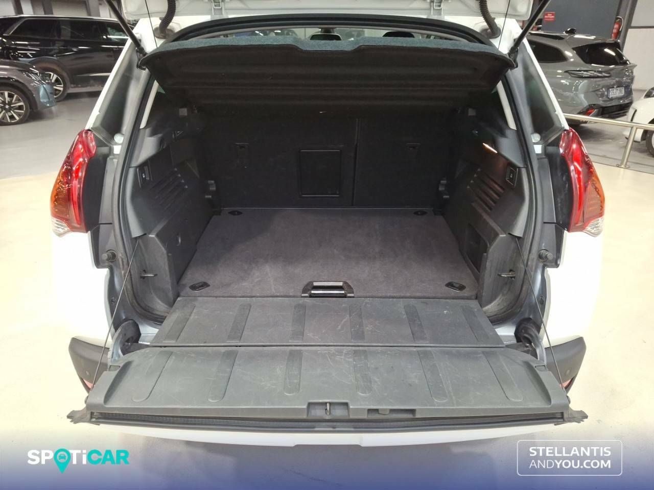 Foto Peugeot 3008 6