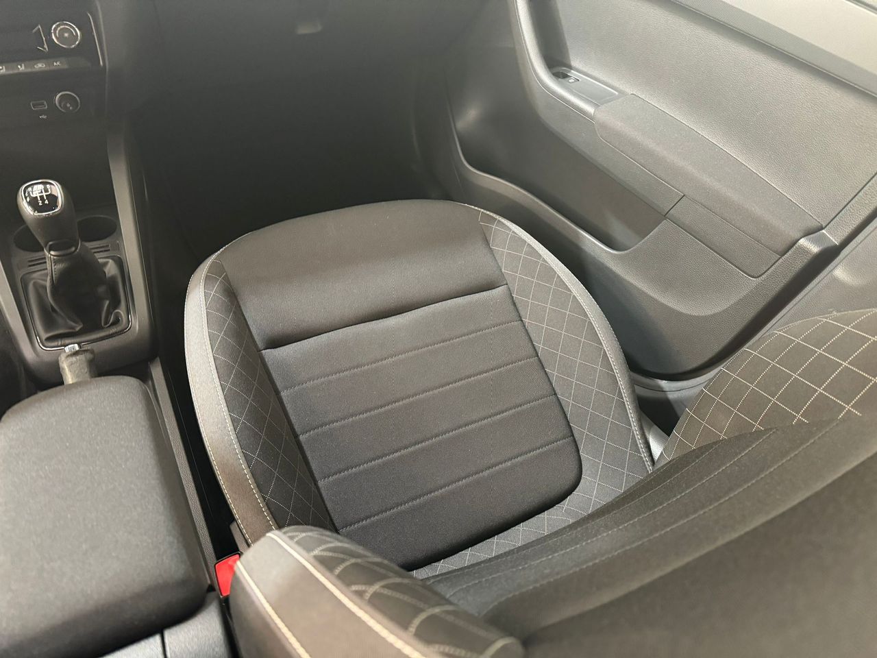 Foto Skoda Fabia 13