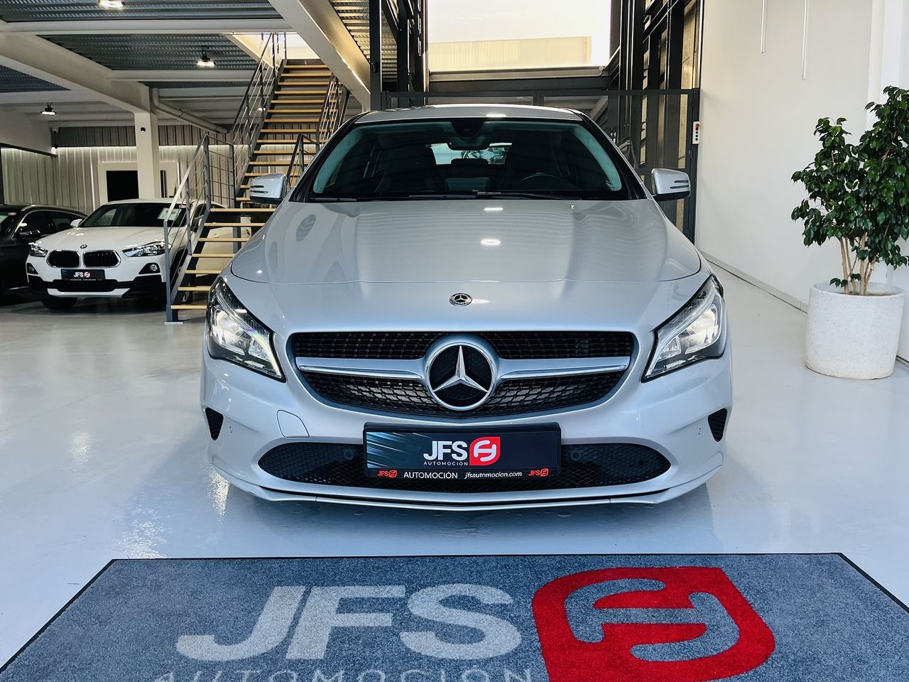Foto Mercedes-Benz Clase CLA 3