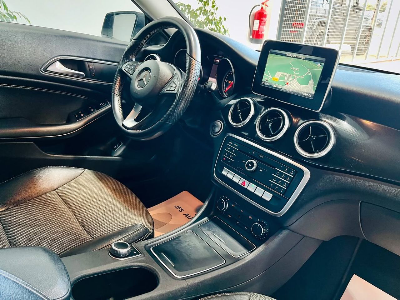 Foto Mercedes-Benz Clase CLA 10