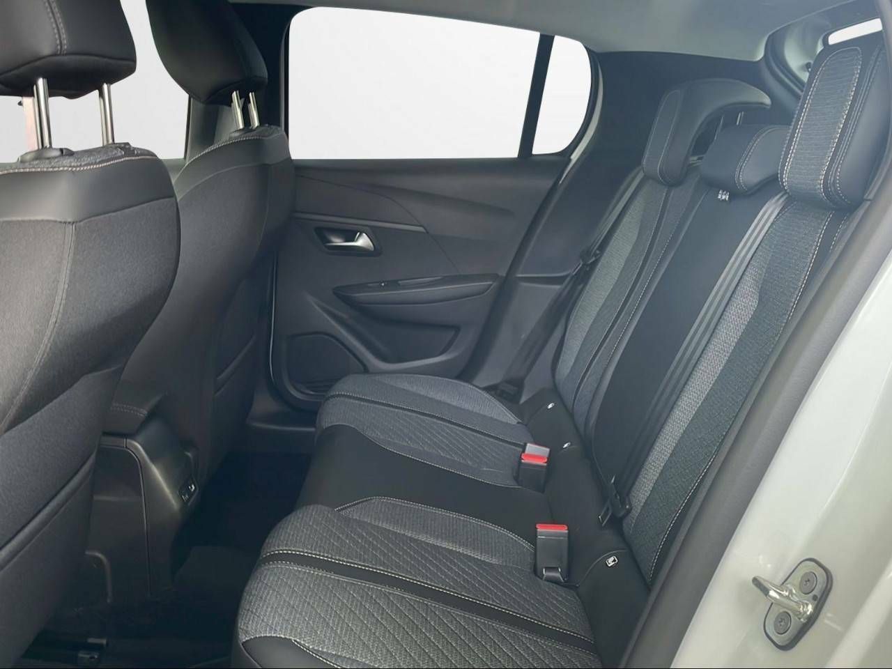 Foto Peugeot 208 10