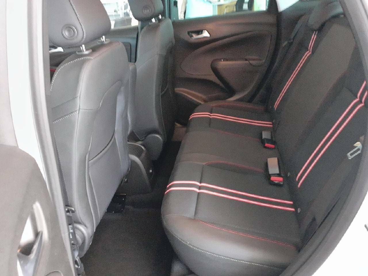 Foto Opel CrossLand 10
