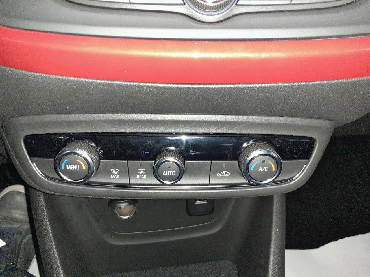 Foto Opel CrossLand 13
