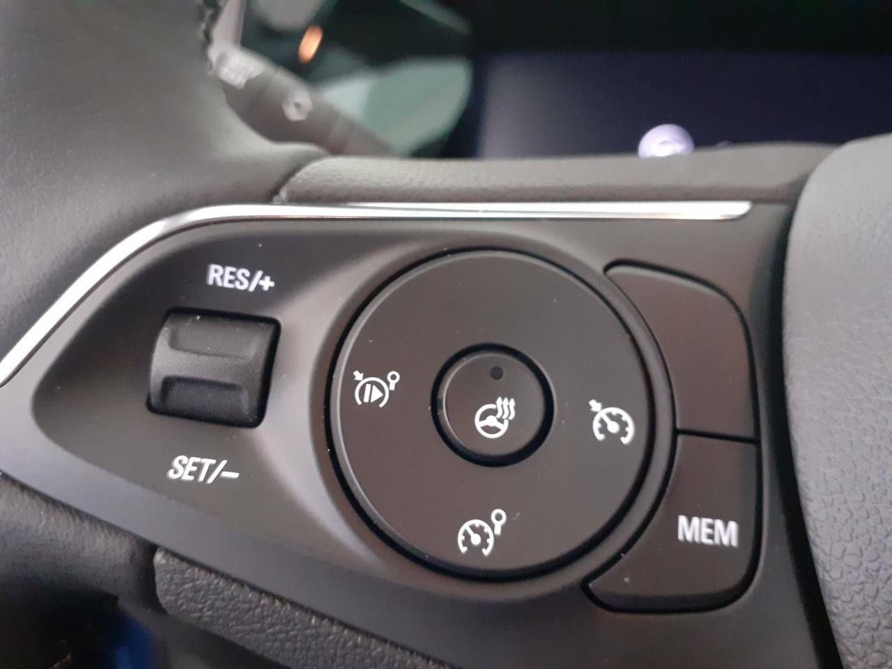 Foto Opel Grandland X 16