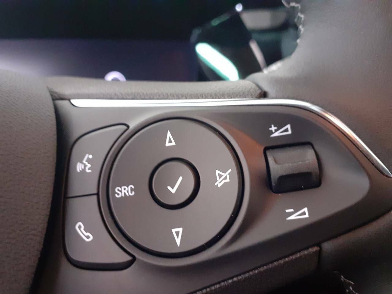 Foto Opel Grandland X 17