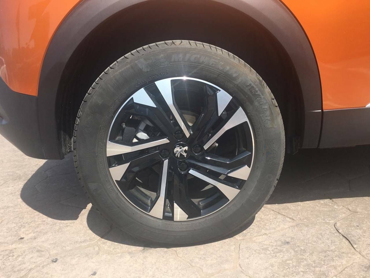 Foto Peugeot 2008 11