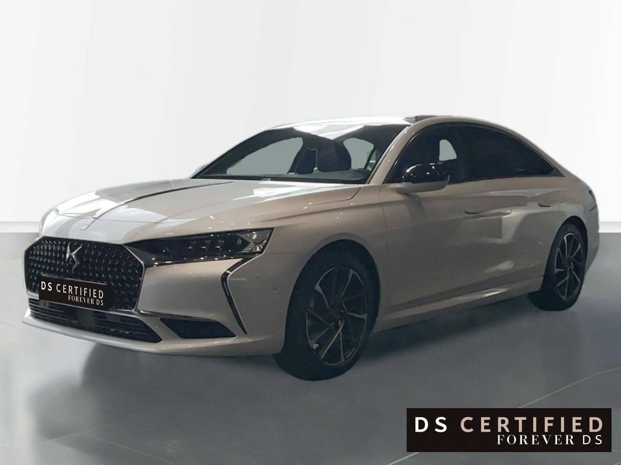 Foto DS Automobiles DS 9 1