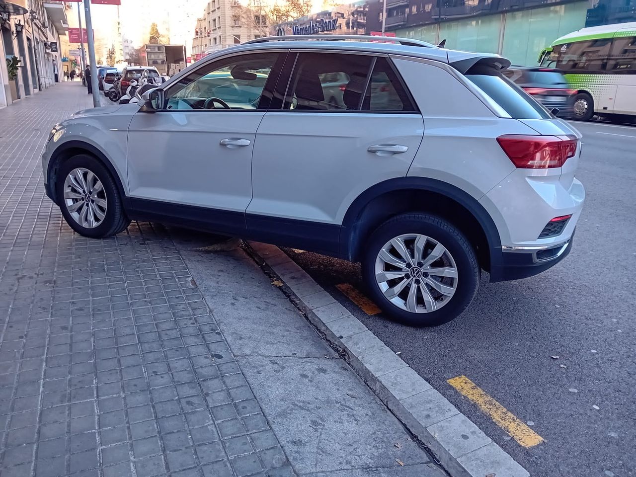 Foto Volkswagen T-Roc 6