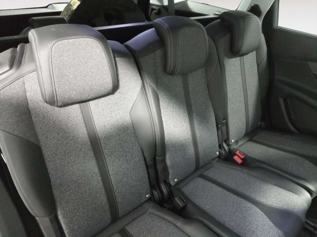 Foto Peugeot 5008 8