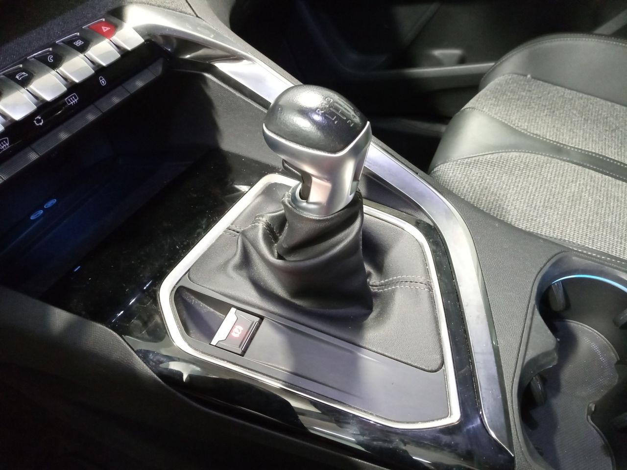 Foto Peugeot 5008 12