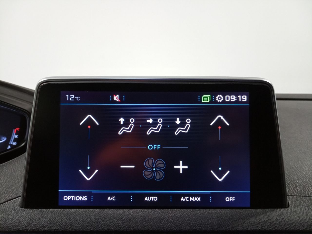 Foto Peugeot 5008 18