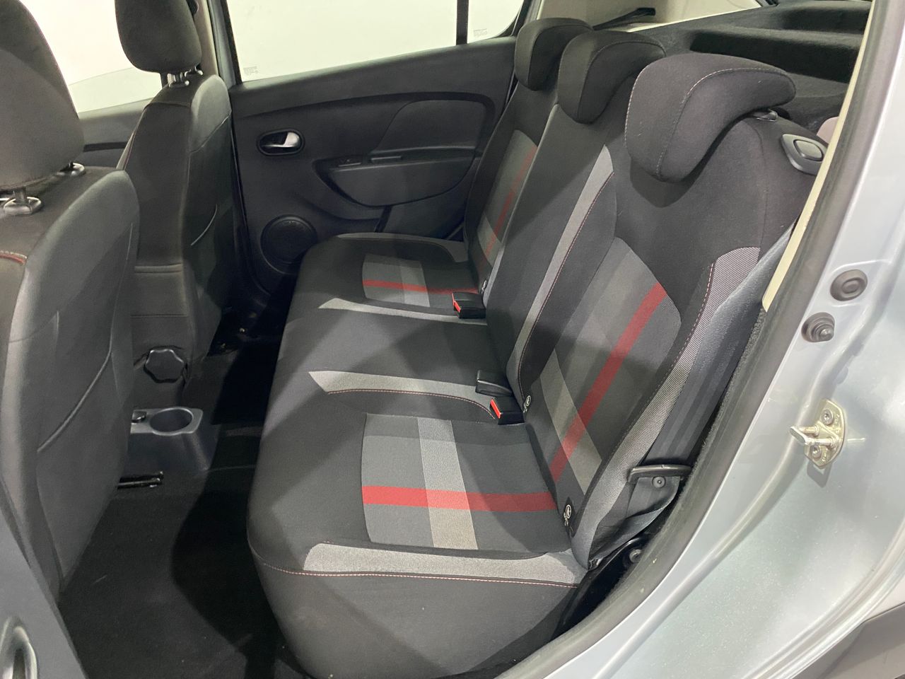 Foto Dacia Sandero 9