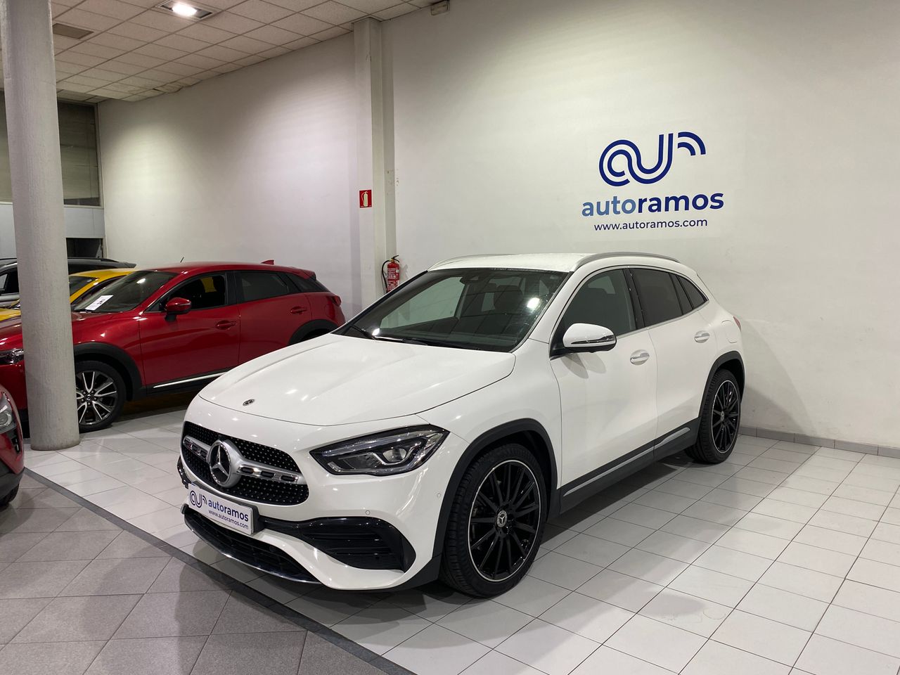 Foto Mercedes-Benz Clase GLA 4