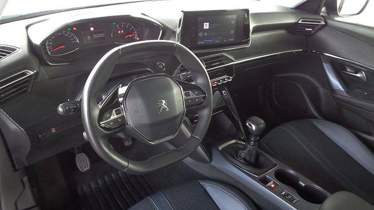 Foto Peugeot 2008 13