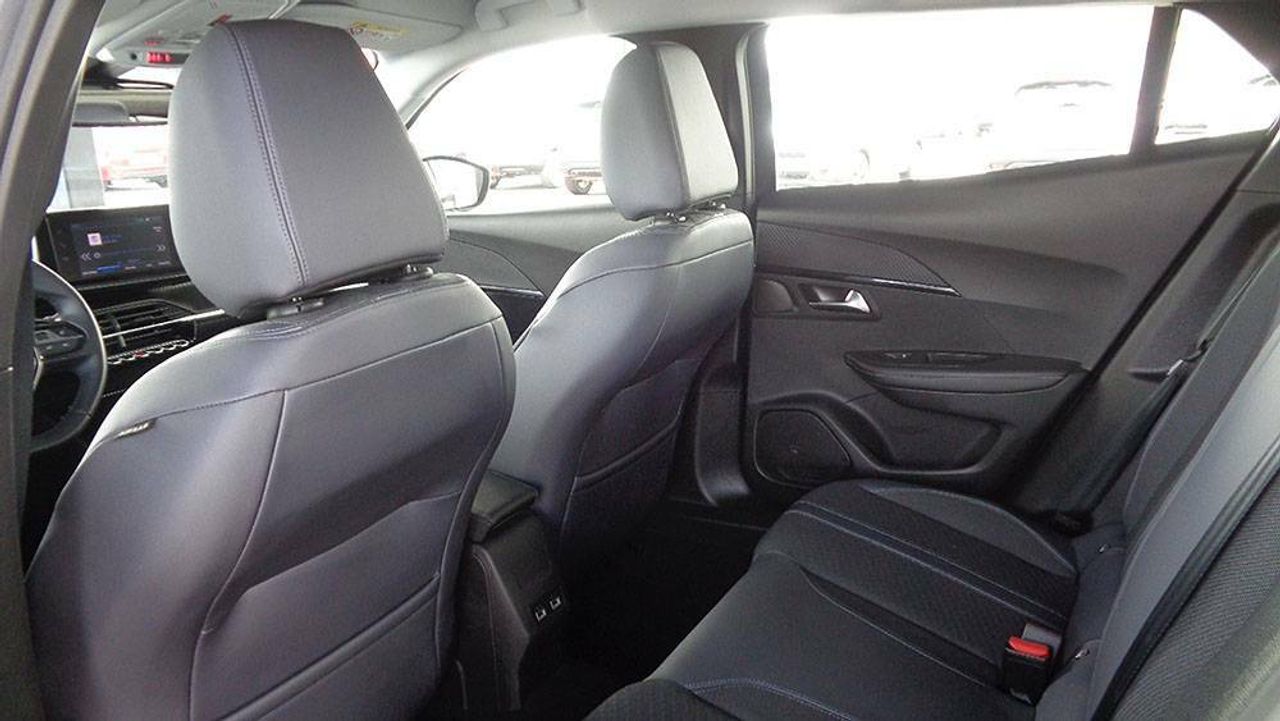 Foto Peugeot 2008 14