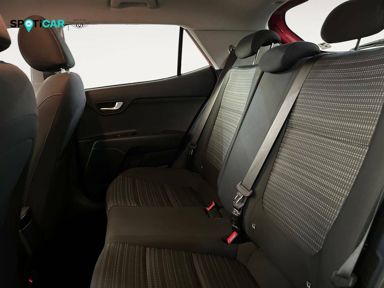 Foto Kia Stonic 13