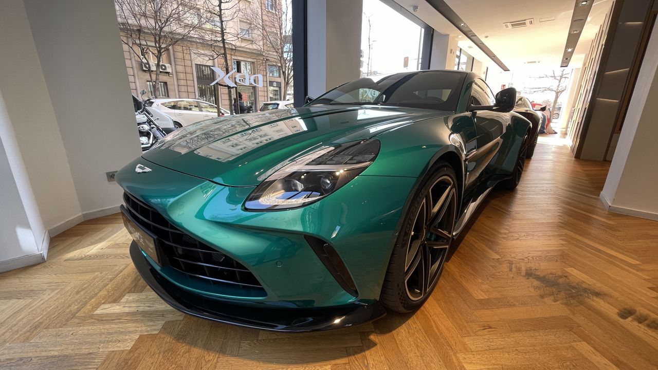 Foto Aston martin Vantage 1