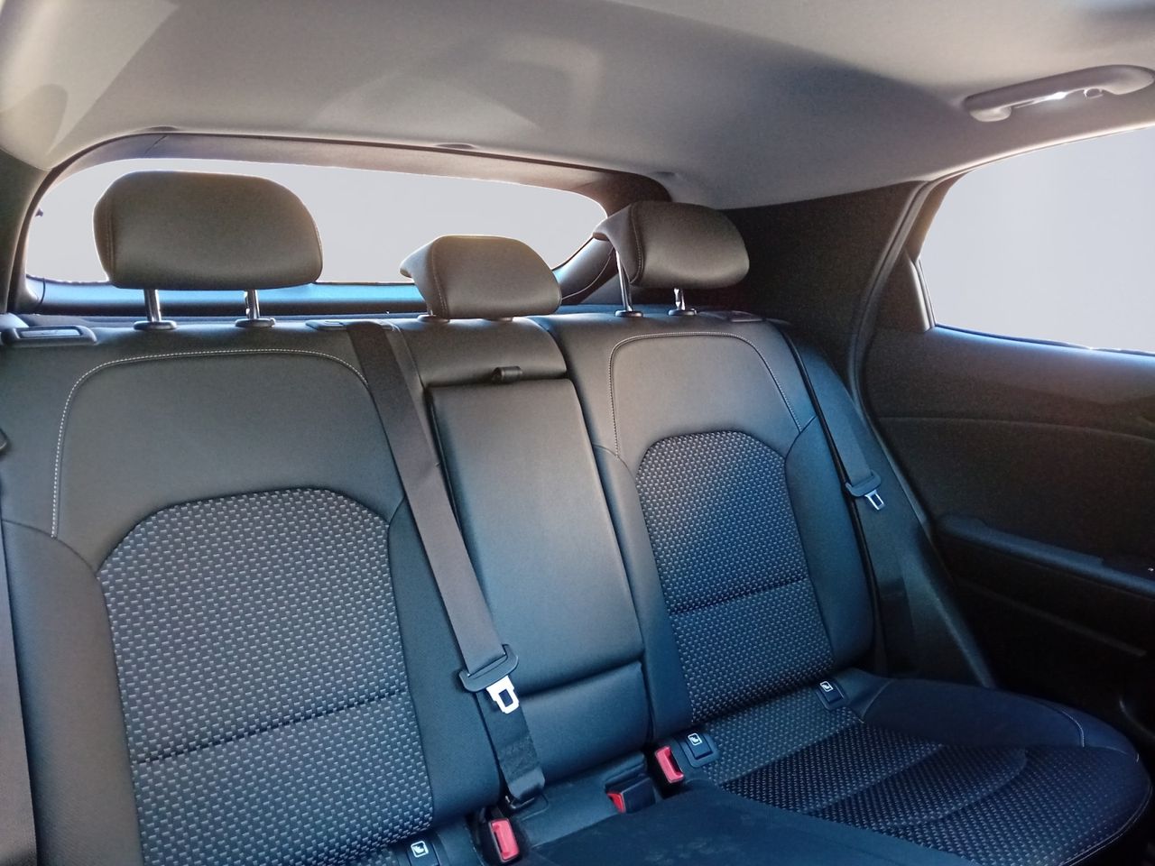 Foto Kia XCeed 10