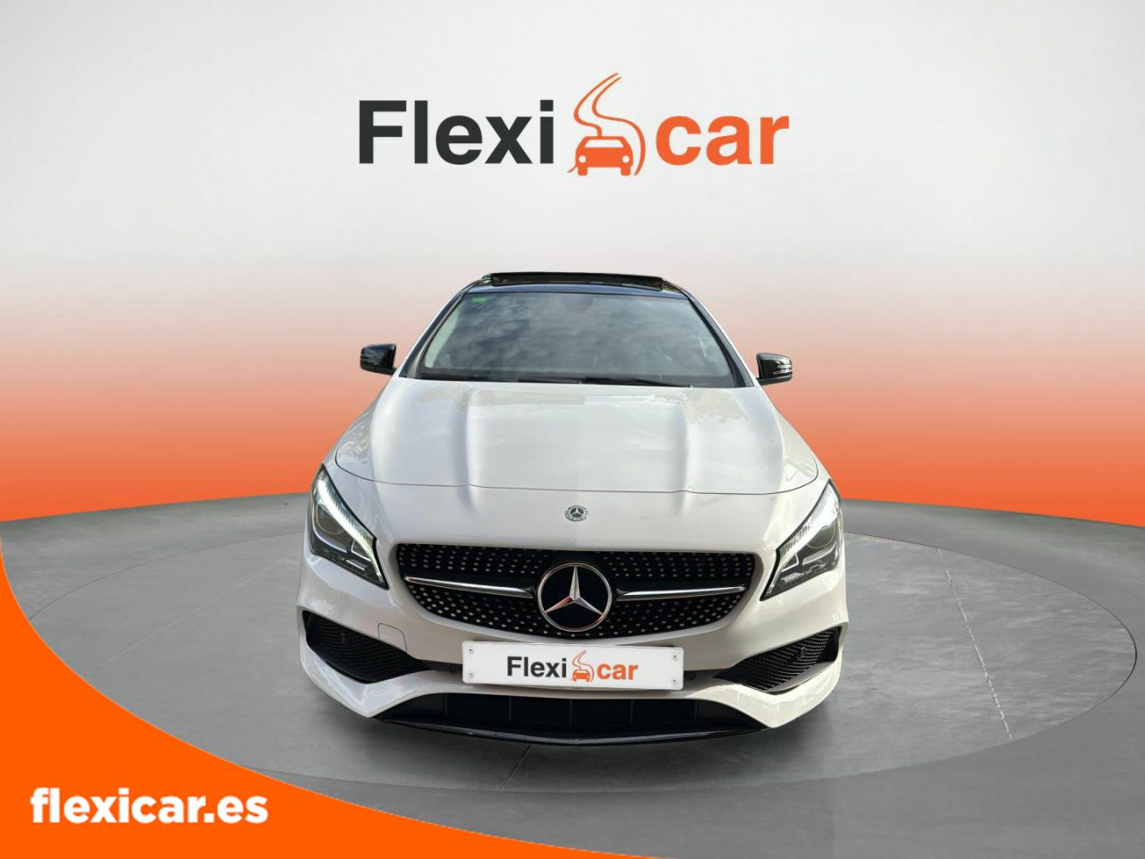 Foto Mercedes-Benz Clase CLA 2