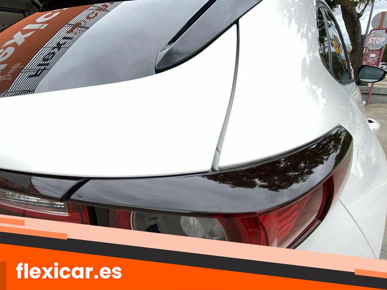 Foto Mazda CX-30 23