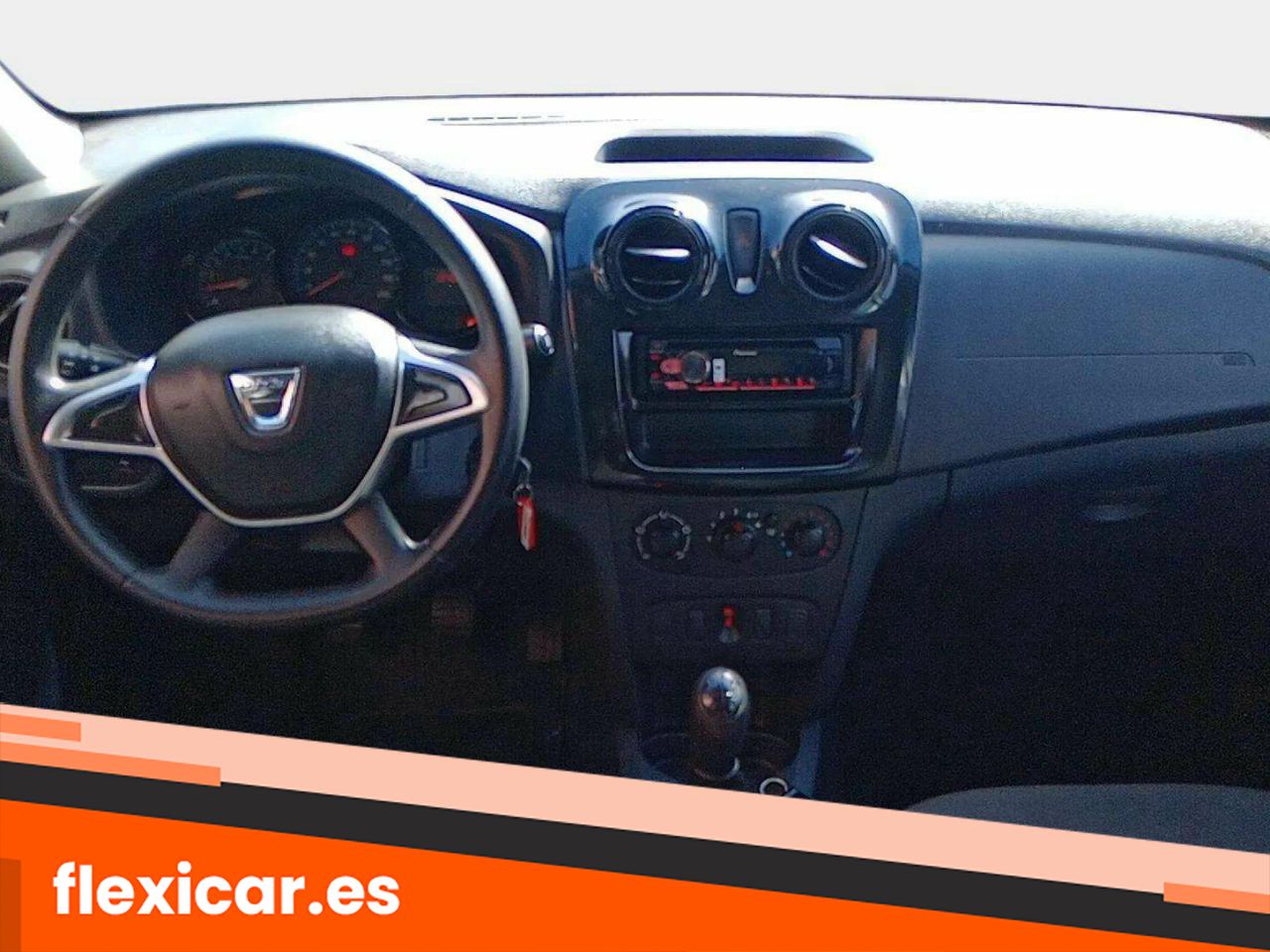Foto Dacia Sandero 10