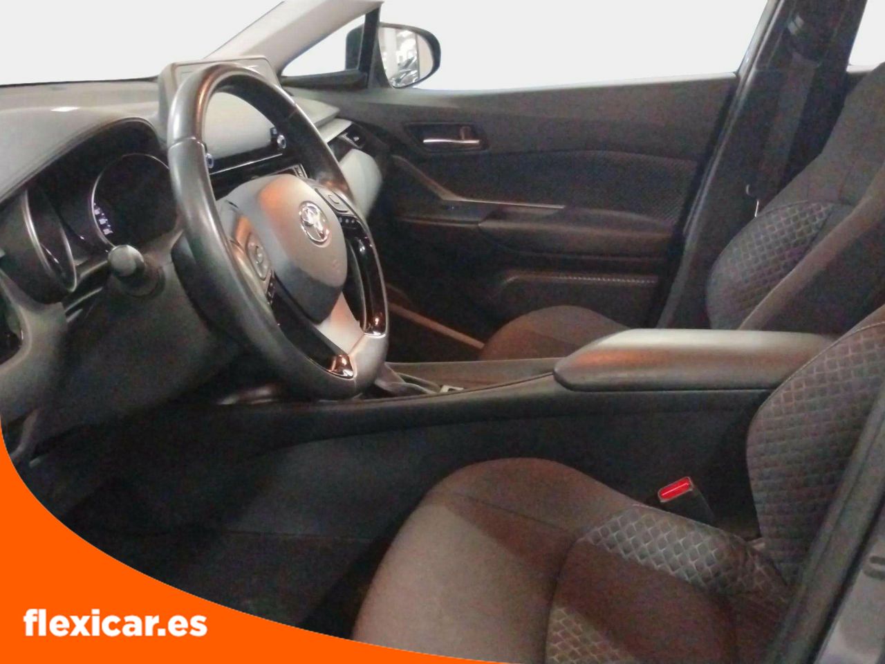 Foto Toyota C-HR 5