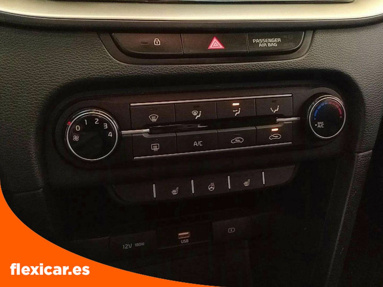 Foto Kia XCeed 21